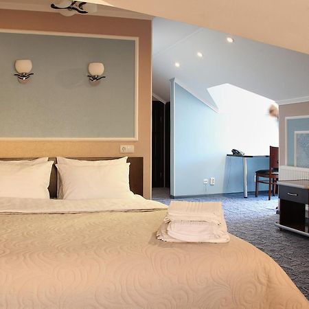 Harvest Hotel Vinnytsia Bagian luar foto