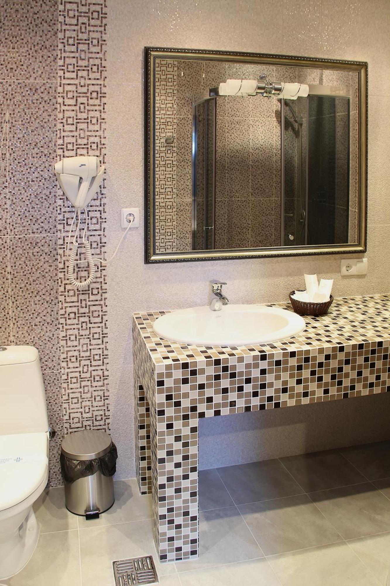 Harvest Hotel Vinnytsia Bagian luar foto