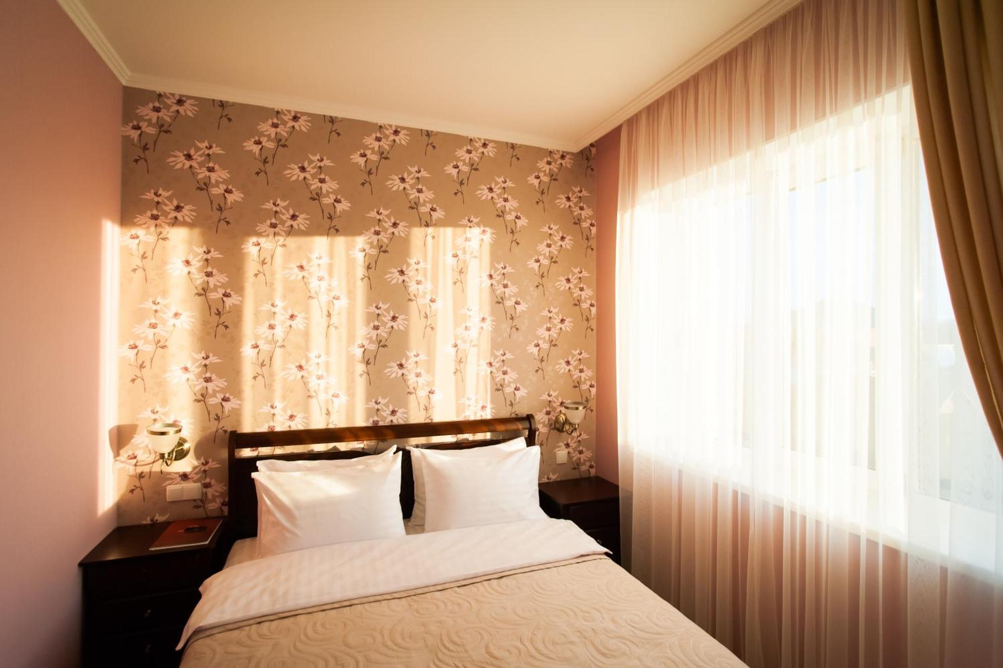 Harvest Hotel Vinnytsia Bagian luar foto