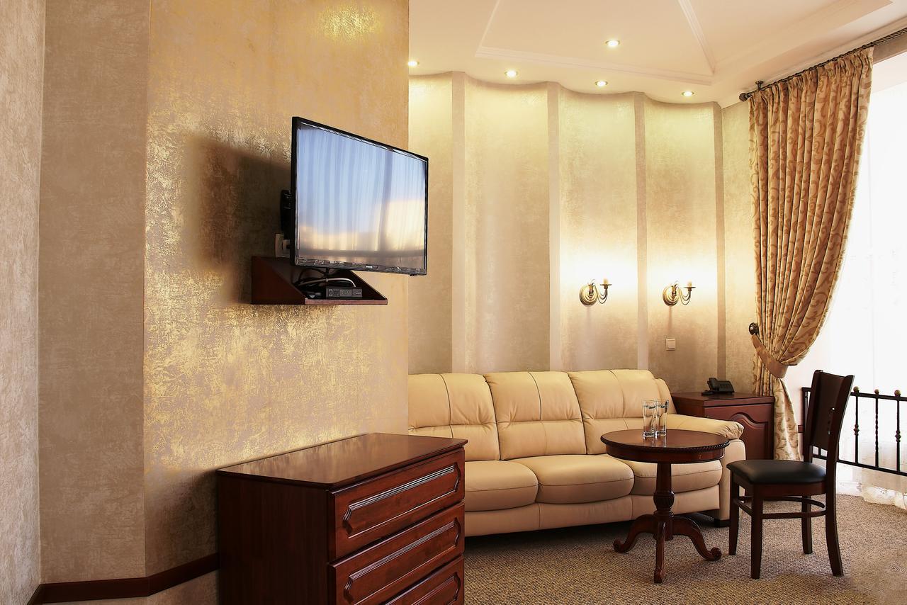 Harvest Hotel Vinnytsia Bagian luar foto