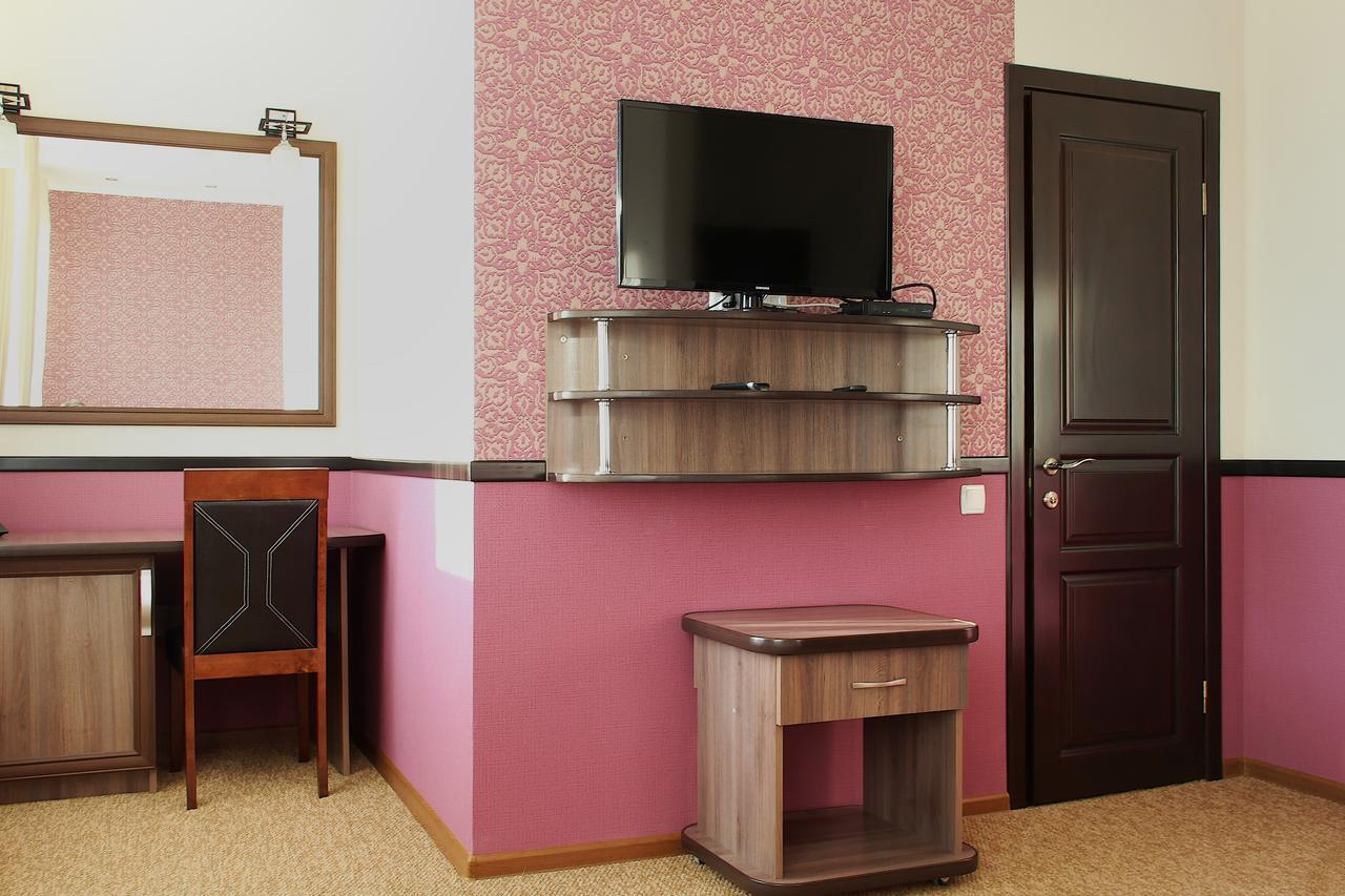 Harvest Hotel Vinnytsia Bagian luar foto