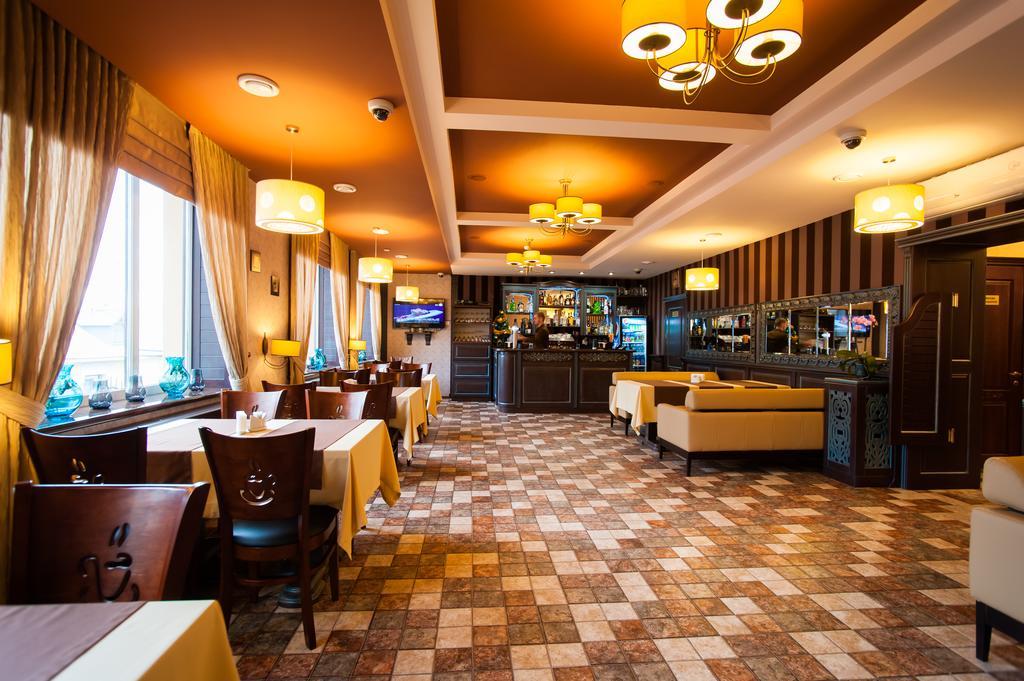 Harvest Hotel Vinnytsia Bagian luar foto