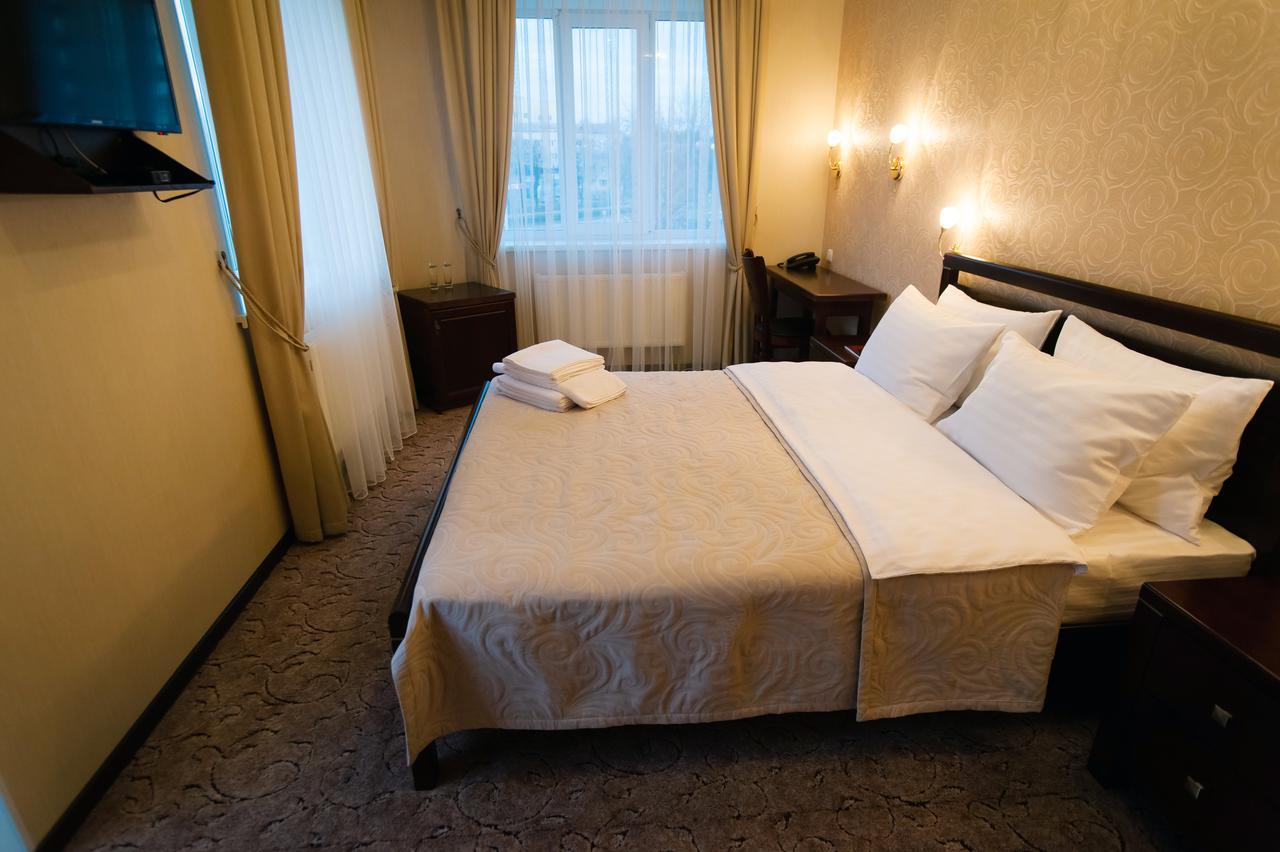 Harvest Hotel Vinnytsia Bagian luar foto